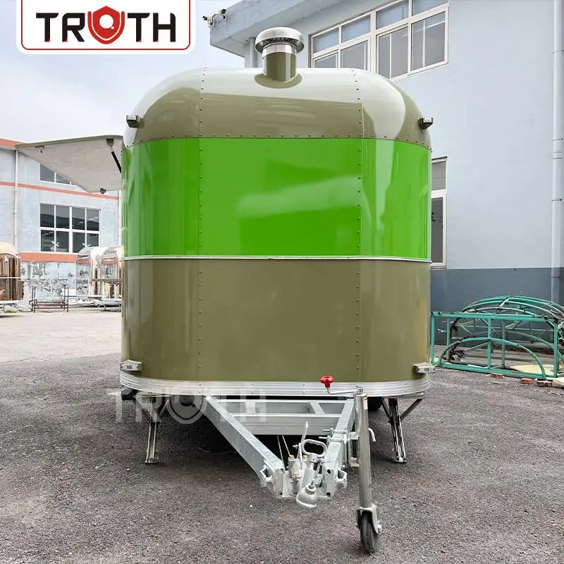Bbq Food Trucks With Full Kitchen Equipments